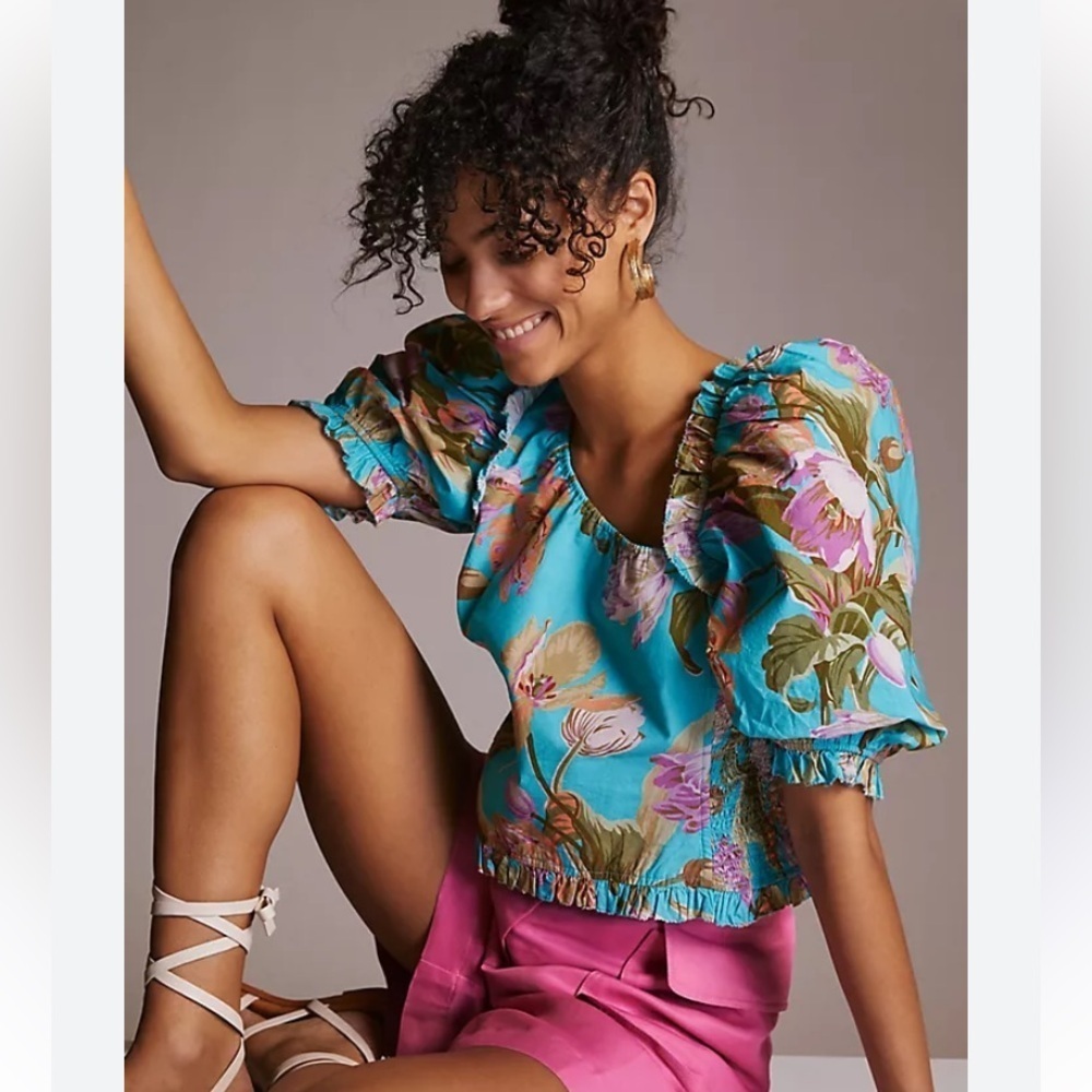 Anthropologie Love the label puff sleeve floral cropped top 27460